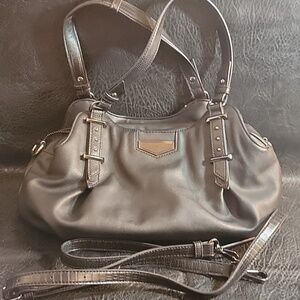Simply Vera Women's cute black handbag complete with 50 inch adjustable strap